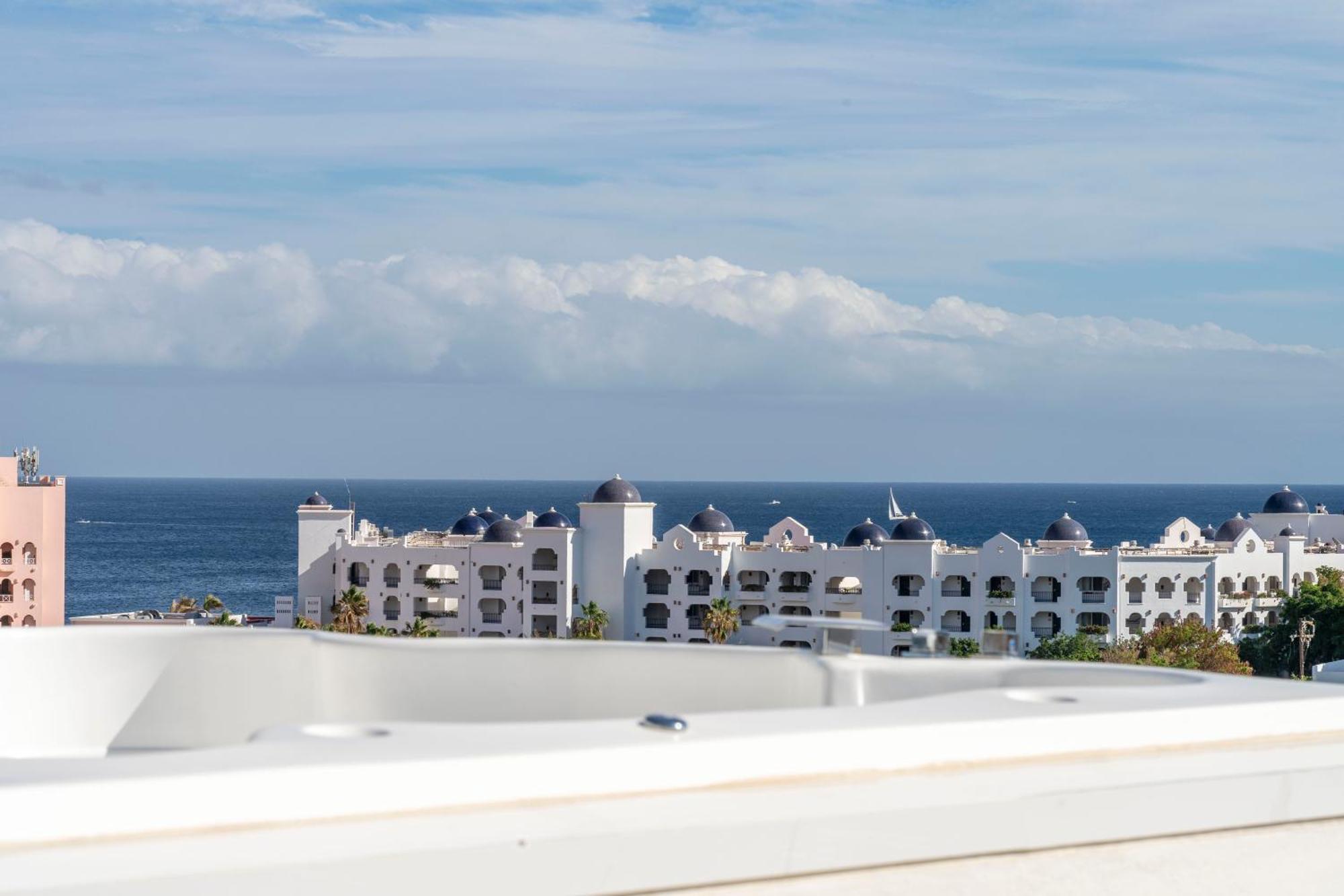 Luxury Apartment With Pool And Jacuzzi On Terrace In Medano Cabo San Lucas Exterior photo