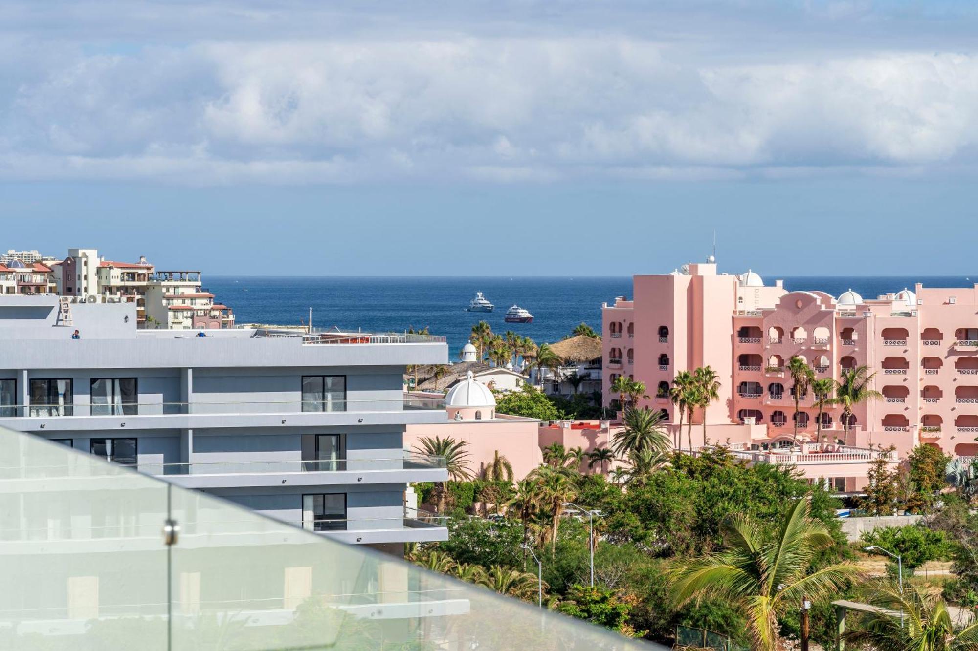 Luxury Apartment With Pool And Jacuzzi On Terrace In Medano Cabo San Lucas Exterior photo