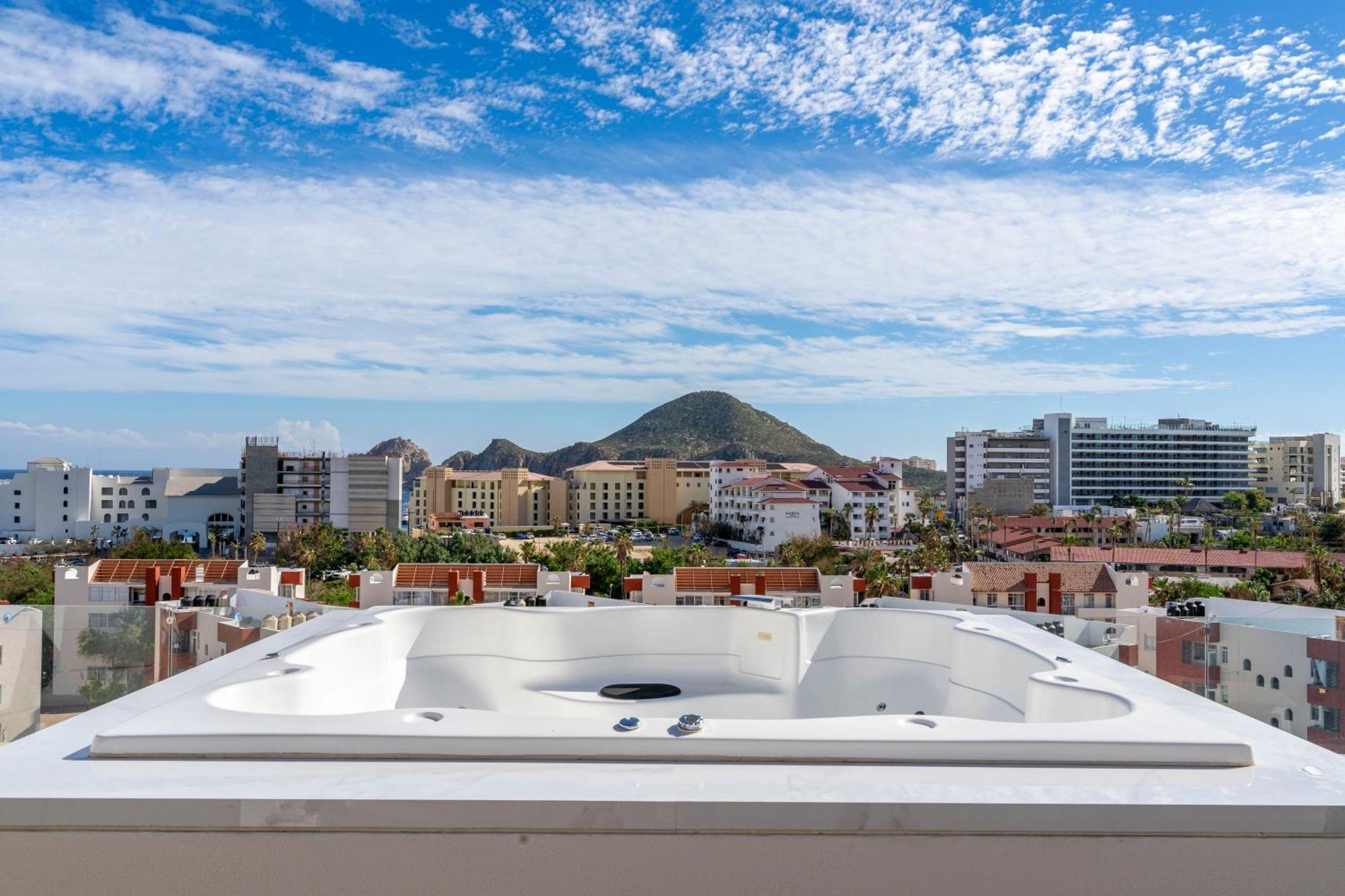 Luxury Apartment With Pool And Jacuzzi On Terrace In Medano Cabo San Lucas Exterior photo